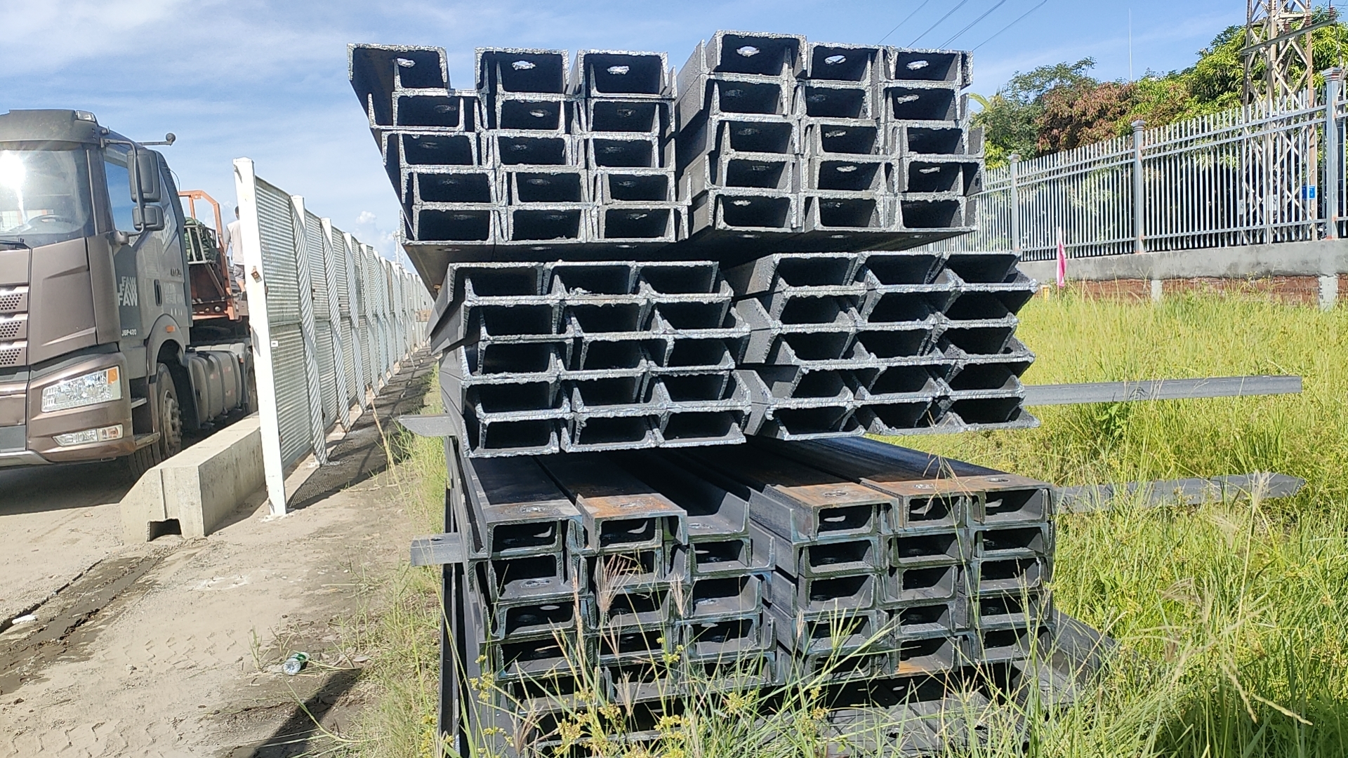 金平区倒路槽钢槽钢出租 - 厂家